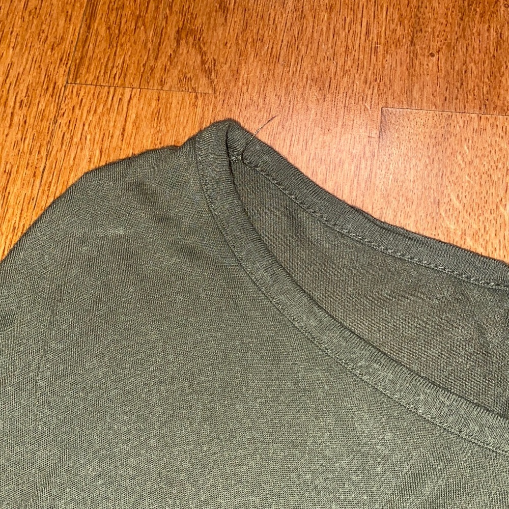 🌼3/$10 Old Navy Tie-Front Dolman Shirt - Picture 5 of 6